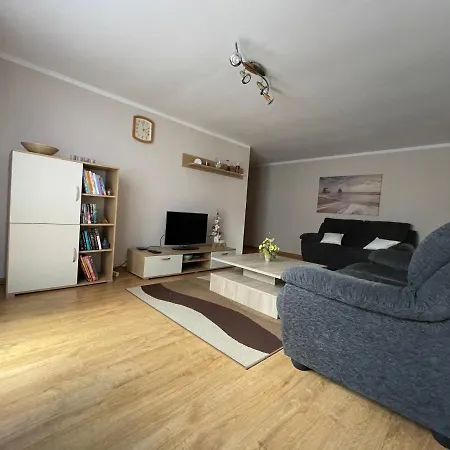Strane Apartament